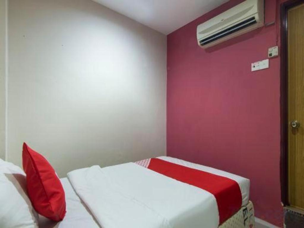 Oyo 44100 Hotel Casavilla Petaling Jaya Zewnętrze zdjęcie