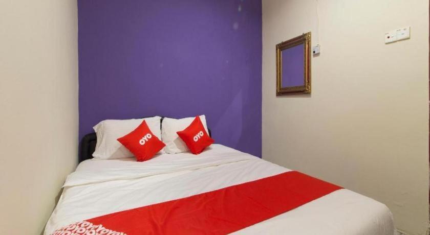 Oyo 44100 Hotel Casavilla Petaling Jaya Zewnętrze zdjęcie