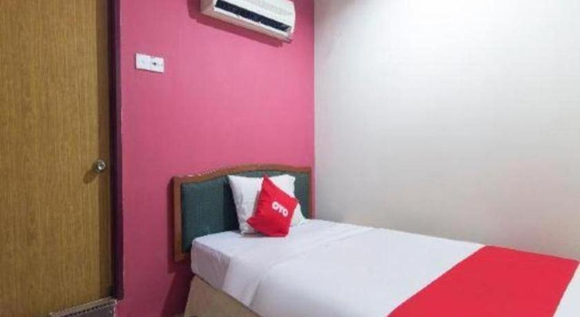 Oyo 44100 Hotel Casavilla Petaling Jaya Zewnętrze zdjęcie