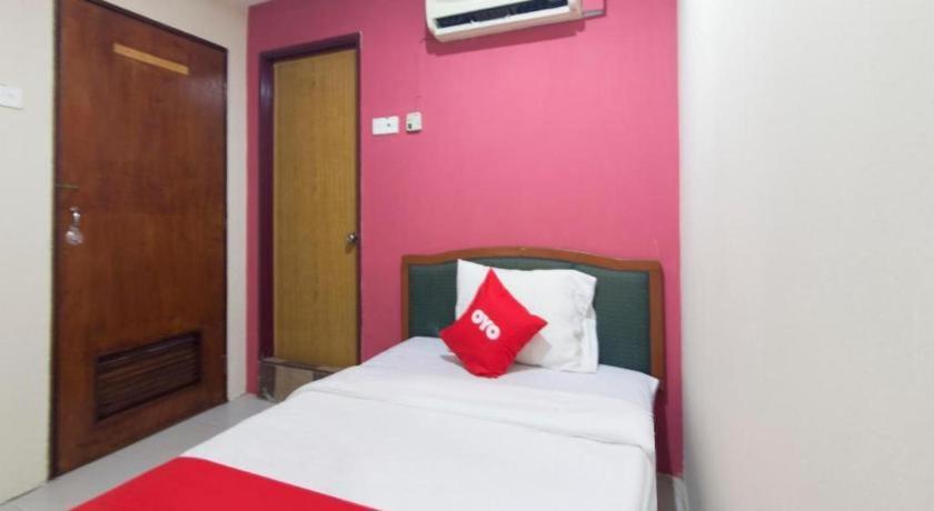 Oyo 44100 Hotel Casavilla Petaling Jaya Zewnętrze zdjęcie