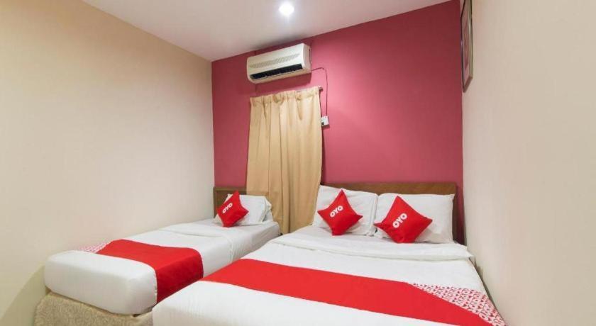 Oyo 44100 Hotel Casavilla Petaling Jaya Zewnętrze zdjęcie