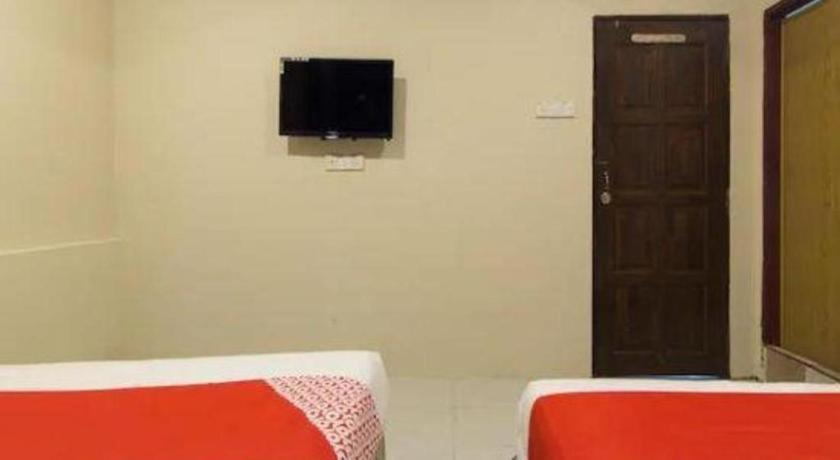 Oyo 44100 Hotel Casavilla Petaling Jaya Zewnętrze zdjęcie