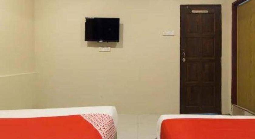 Oyo 44100 Hotel Casavilla Petaling Jaya Zewnętrze zdjęcie