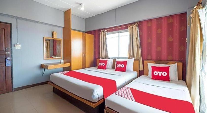 Oyo 44100 Hotel Casavilla Petaling Jaya Zewnętrze zdjęcie