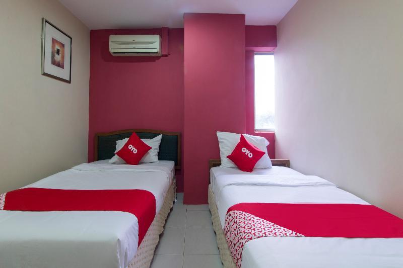 Oyo 44100 Hotel Casavilla Petaling Jaya Zewnętrze zdjęcie